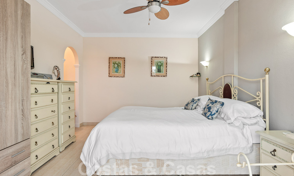 Finca en venta en una amplia parcela situada en una zona tranquila a poca distancia del centro de Estepona 50900