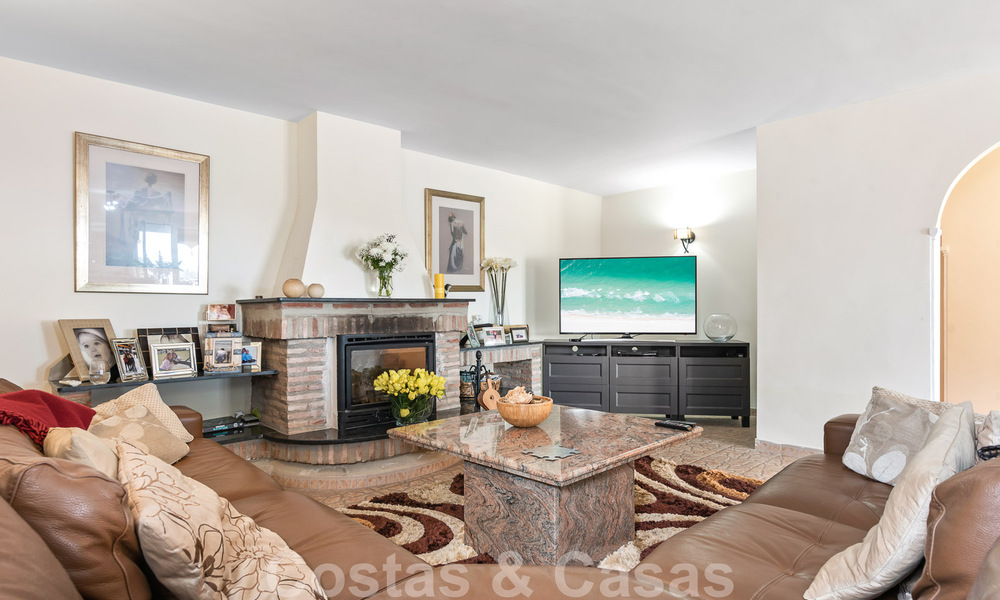 Finca en venta en una amplia parcela situada en una zona tranquila a poca distancia del centro de Estepona 50909