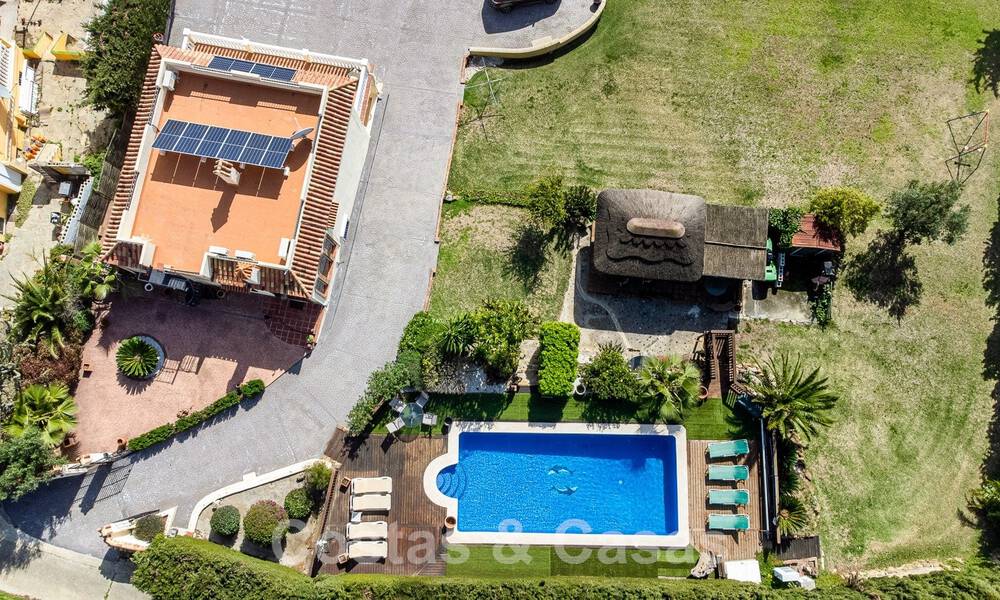 Finca en venta en una amplia parcela situada en una zona tranquila a poca distancia del centro de Estepona 50918