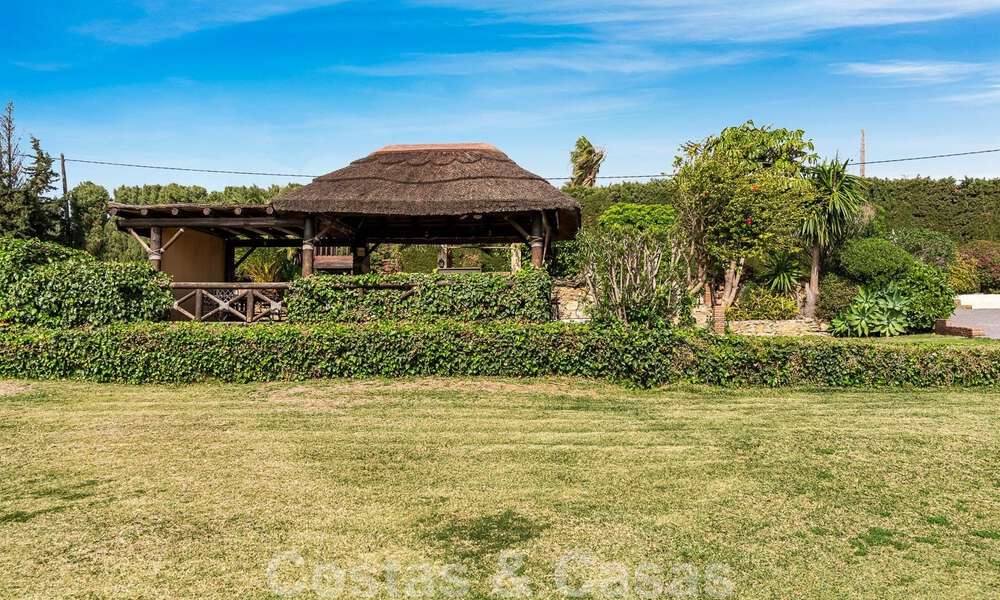 Finca en venta en una amplia parcela situada en una zona tranquila a poca distancia del centro de Estepona 50920
