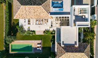 Villa independiente de lujo en venta con vistas al mar rodeada de campos de golf en Nueva Andalucia, Marbella 50712 