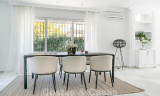 Villa mediterránea de lujo en venta con 5 dormitorios en prestigiosa zona de golf en el valle de Nueva Andalucia, Marbella 50850 