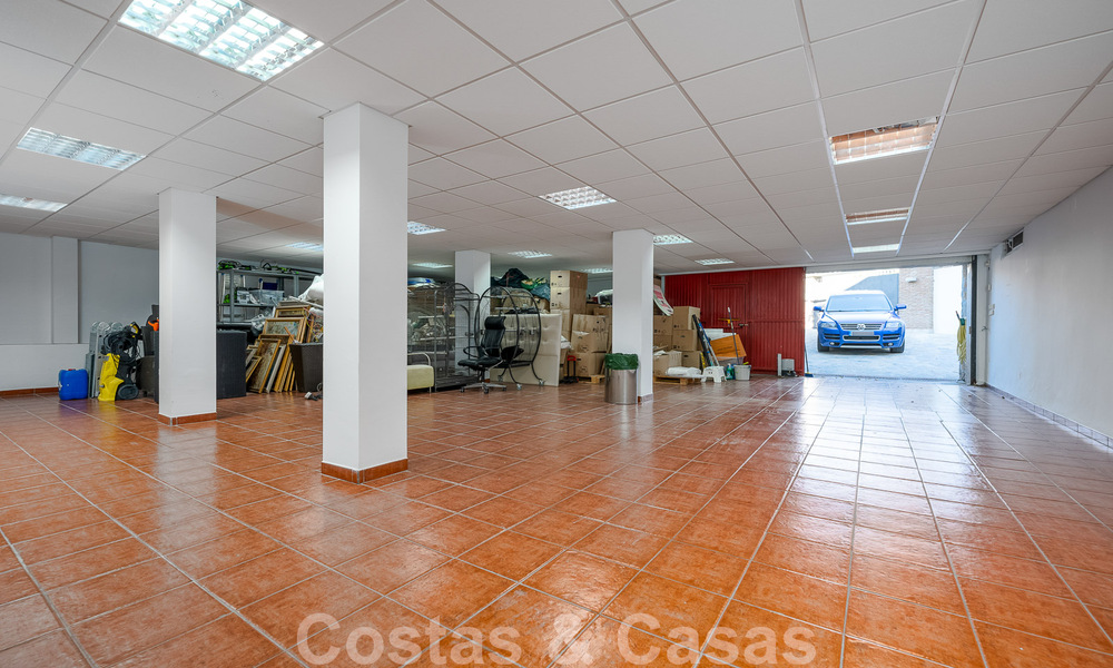 Villa mediterránea de lujo en venta con 5 dormitorios en prestigiosa zona de golf en el valle de Nueva Andalucia, Marbella 50855