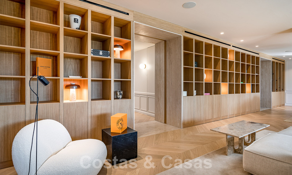 Amplio apartamento de lujo de 4 dormitorios en venta en un exclusivo complejo, en la prestigiosa Milla de Oro, Marbella 50887