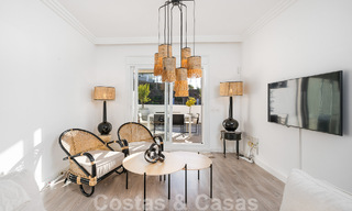 Amplio apartamento en venta con amplias terrazas y vistas panorámicas al mar en Benahavis - Marbella 50691 