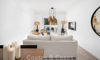 Amplio apartamento en venta con amplias terrazas y vistas panorámicas al mar en Benahavis - Marbella 50703 