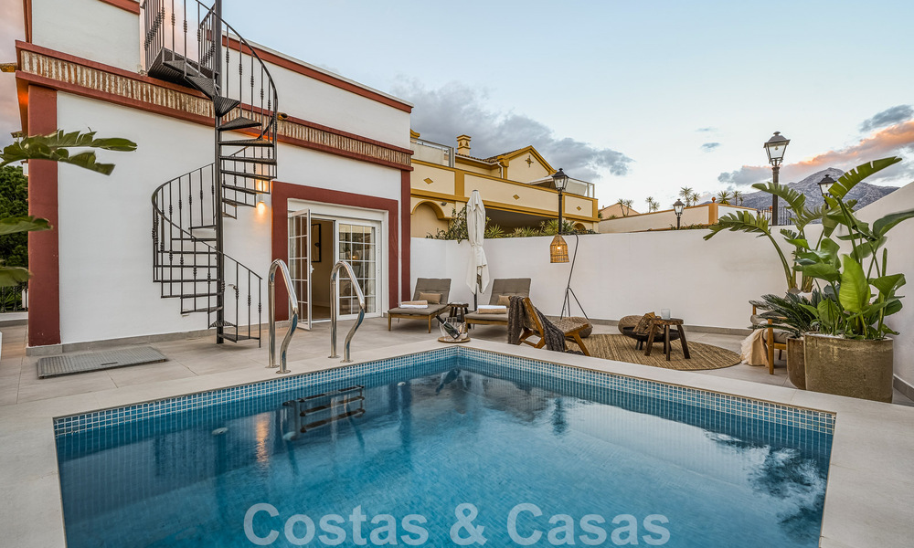 Villa recientemente renovada en venta, con vistas panorámicas al mar situada en la deseable Nueva Andalucia, Marbella 51342