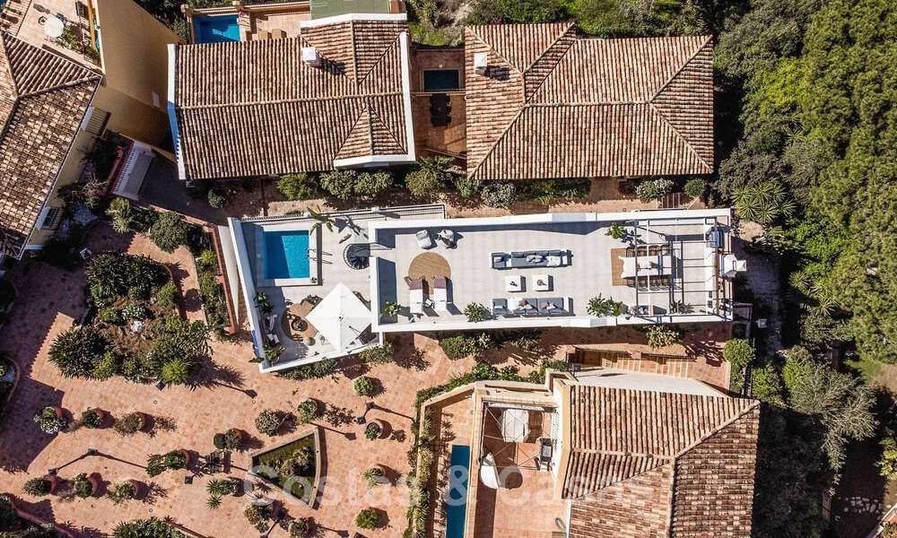 Villa recientemente renovada en venta, con vistas panorámicas al mar situada en la deseable Nueva Andalucia, Marbella 51349