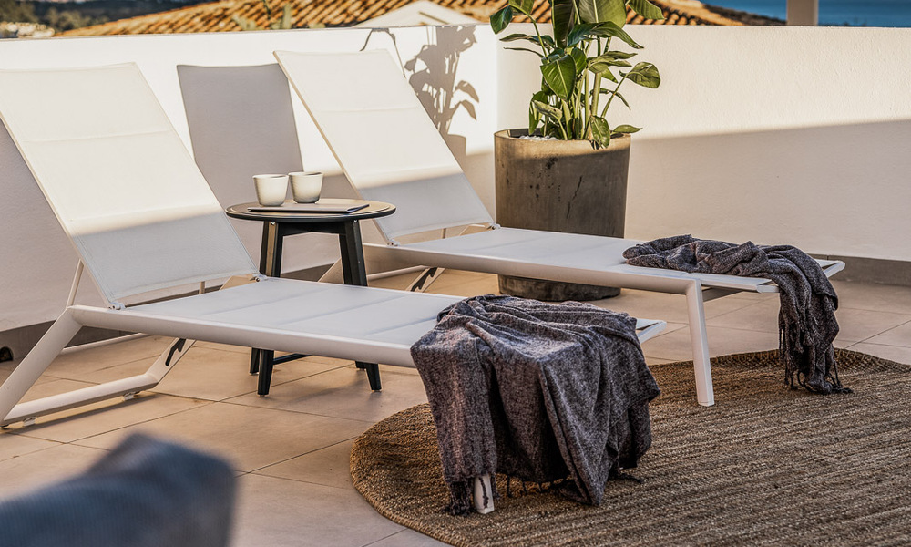 Villa recientemente renovada en venta, con vistas panorámicas al mar situada en la deseable Nueva Andalucia, Marbella 51362