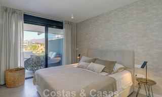 Se vende moderno apartamento de 3 dormitorios listo para entrar a vivir en un complejo de golf en la Nueva Milla de Oro, entre Marbella y Estepona 50788 