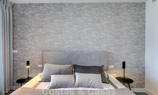 Se vende moderno apartamento de 3 dormitorios listo para entrar a vivir en un complejo de golf en la Nueva Milla de Oro, entre Marbella y Estepona 50792 