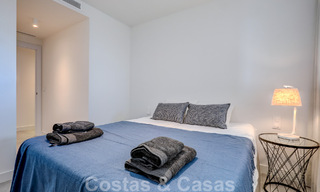 Se vende moderno apartamento de 3 dormitorios listo para entrar a vivir en un complejo de golf en la Nueva Milla de Oro, entre Marbella y Estepona 50798 