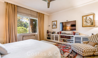 Villa de lujo independiente de estilo mediterráneo en venta a un paso de la playa y los servicios en la prestigiosa Guadalmina Baja en Marbella 51252 