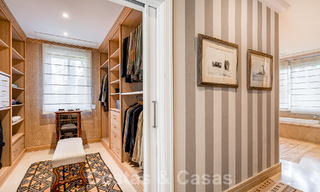 Villa de lujo independiente de estilo mediterráneo en venta a un paso de la playa y los servicios en la prestigiosa Guadalmina Baja en Marbella 51253 