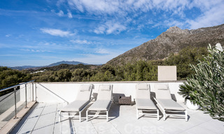 Amplia casa adosada en venta con espectaculares vistas al mar, en Sierra Blanca en la Milla de Oro de Marbella 51102 