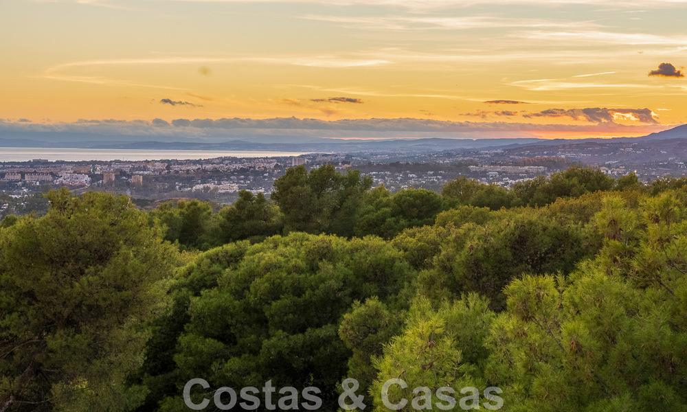 Amplia casa adosada en venta con espectaculares vistas al mar, en Sierra Blanca en la Milla de Oro de Marbella 51104