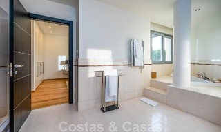 Amplia casa adosada en venta con espectaculares vistas al mar, en Sierra Blanca en la Milla de Oro de Marbella 51107 