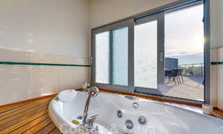 Amplia casa adosada en venta con espectaculares vistas al mar, en Sierra Blanca en la Milla de Oro de Marbella 51151 