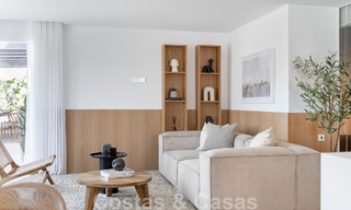 Apartamento totalmente reformado en venta, con gran terraza, a poca distancia de los servicios e incluso Puerto Banús, Marbella 51473 