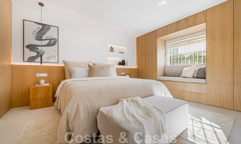 Apartamento totalmente reformado en venta, con gran terraza, a poca distancia de los servicios e incluso Puerto Banús, Marbella 51477