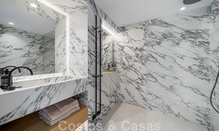 Apartamento totalmente reformado en venta, con gran terraza, a poca distancia de los servicios e incluso Puerto Banús, Marbella 51479 