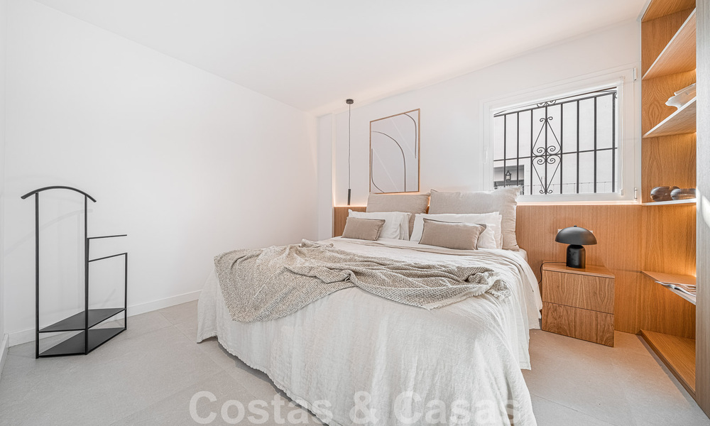 Apartamento totalmente reformado en venta, con gran terraza, a poca distancia de los servicios e incluso Puerto Banús, Marbella 51480