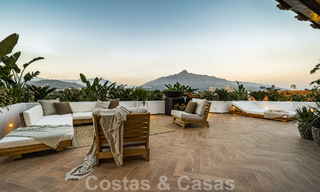Apartamento totalmente reformado en venta, con gran terraza, a poca distancia de los servicios e incluso Puerto Banús, Marbella 51490 