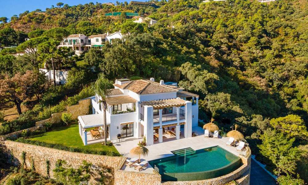 Sublime villa mediterránea de lujo con alojamiento para invitados e impresionantes vistas al mar en venta en El Madroñal, Marbella - Benahavis 51545