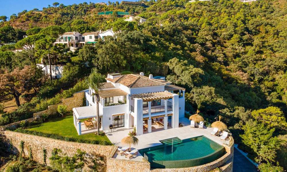 Sublime villa mediterránea de lujo con alojamiento para invitados e impresionantes vistas al mar en venta en El Madroñal, Marbella - Benahavis 51545