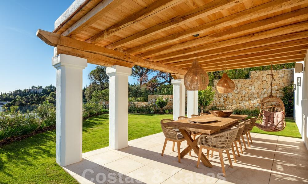 Sublime villa mediterránea de lujo con alojamiento para invitados e impresionantes vistas al mar en venta en El Madroñal, Marbella - Benahavis 51551