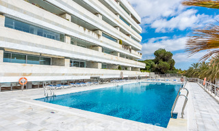 Apartamento de lujo en un exclusivo complejo de playa en la Milla de Oro a poco distancia del centro de Marbella 51609 