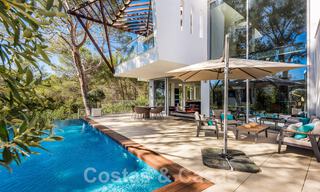 Espaciosa casa adosada de diseño contemporáneo en venta en Sierra Blanca en la Milla de Oro de Marbella 52563 