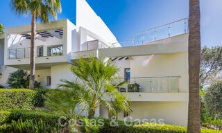 Espaciosa casa adosada de diseño contemporáneo en venta en Sierra Blanca en la Milla de Oro de Marbella 52565 