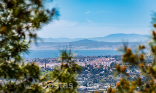 Espaciosa casa adosada de diseño contemporáneo en venta en Sierra Blanca en la Milla de Oro de Marbella 52571 