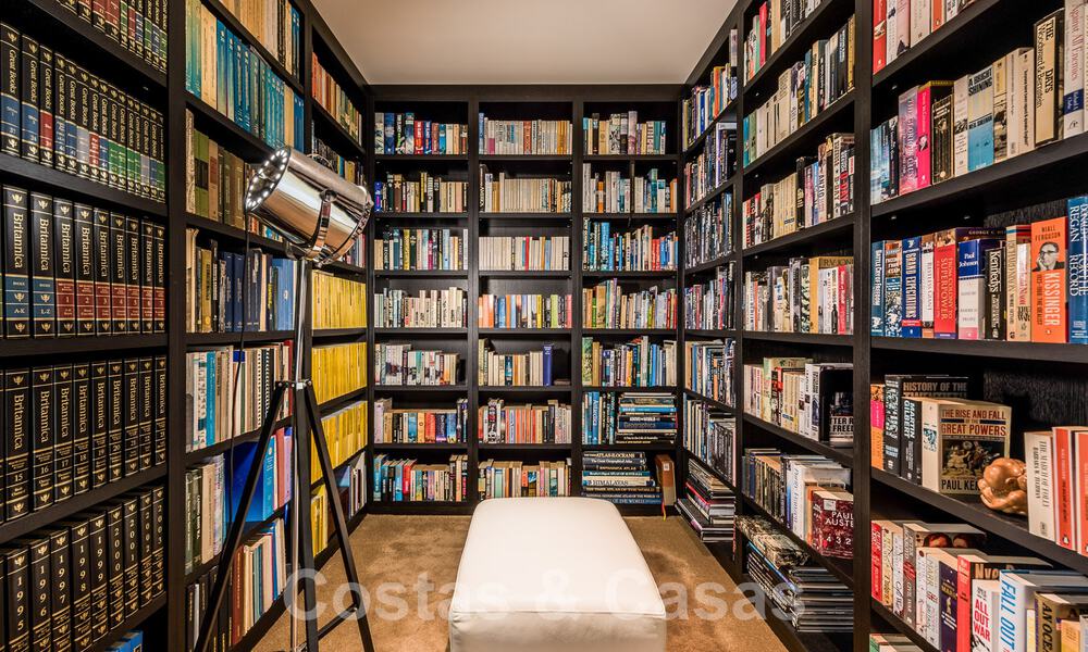 Espaciosa casa adosada de diseño contemporáneo en venta en Sierra Blanca en la Milla de Oro de Marbella 52589