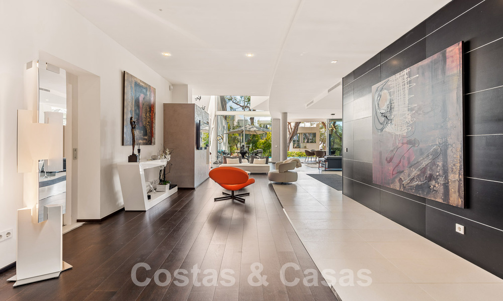 Espaciosa casa adosada de diseño contemporáneo en venta en Sierra Blanca en la Milla de Oro de Marbella 52595