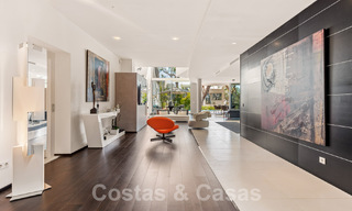 Espaciosa casa adosada de diseño contemporáneo en venta en Sierra Blanca en la Milla de Oro de Marbella 52595 