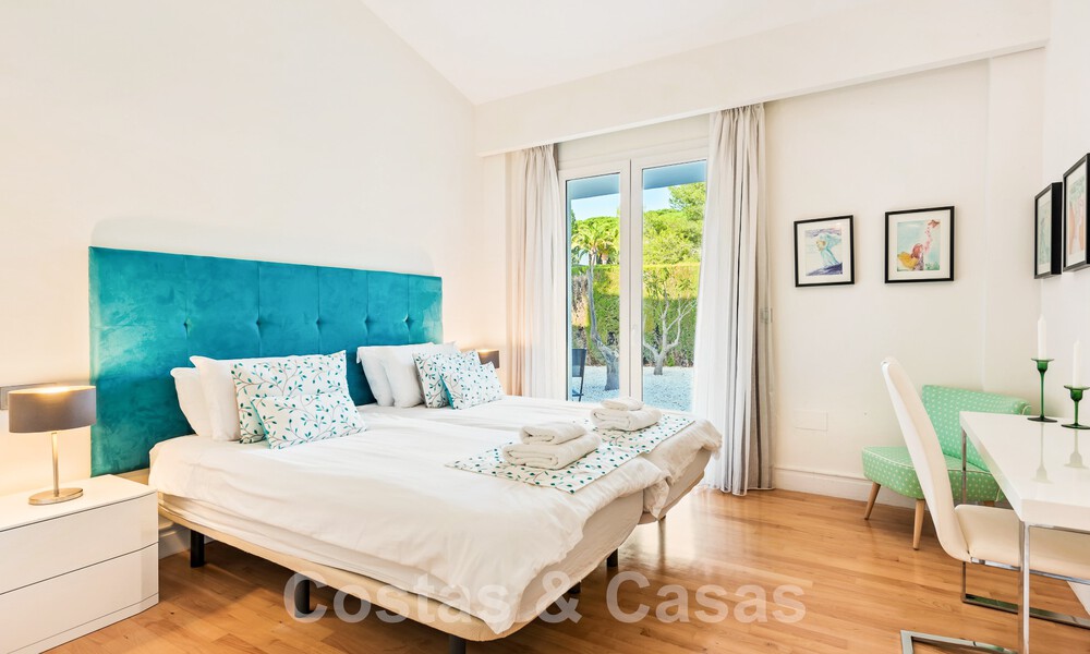 Espaciosa villa de lujo en venta con amplio jardín privado al este de Marbella centro 52538