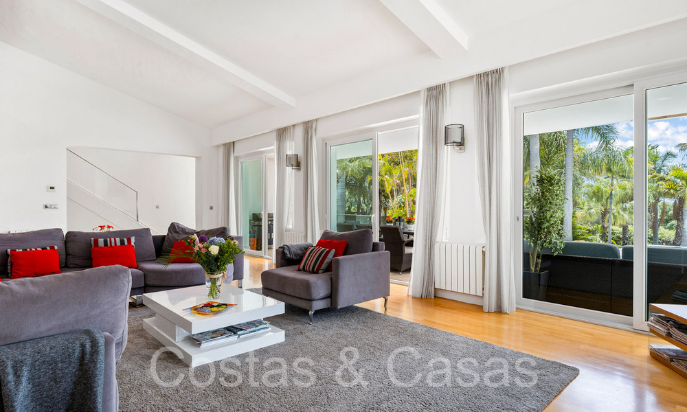 Espaciosa villa de lujo en venta con amplio jardín privado al este de Marbella centro 68915