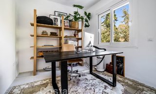 Lujosa villa en venta de estilo arquitectónico andaluz al este de Marbella centro, a un paso de las dunas y la playa 52657 