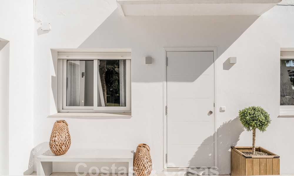 Apartamento totalmente reformado en complejo cerrado a poca distancia de Puerto Banús, Marbella 52709