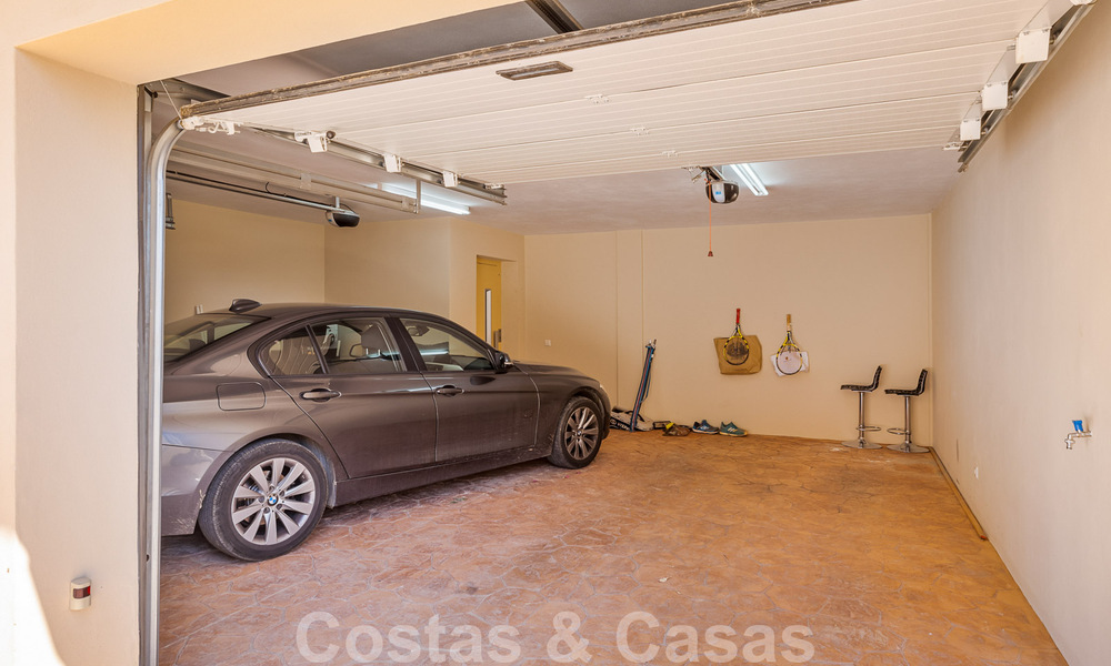 Tradicional villa de lujo en venta con impresionantes vistas en la frontera de Marbella y Mijas 51712