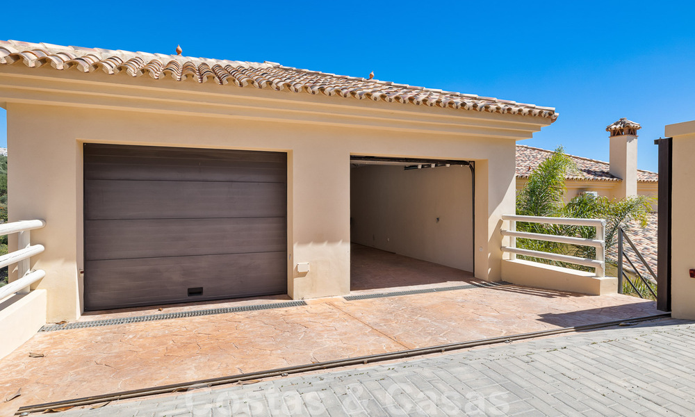 Tradicional villa de lujo en venta con impresionantes vistas en la frontera de Marbella y Mijas 51715