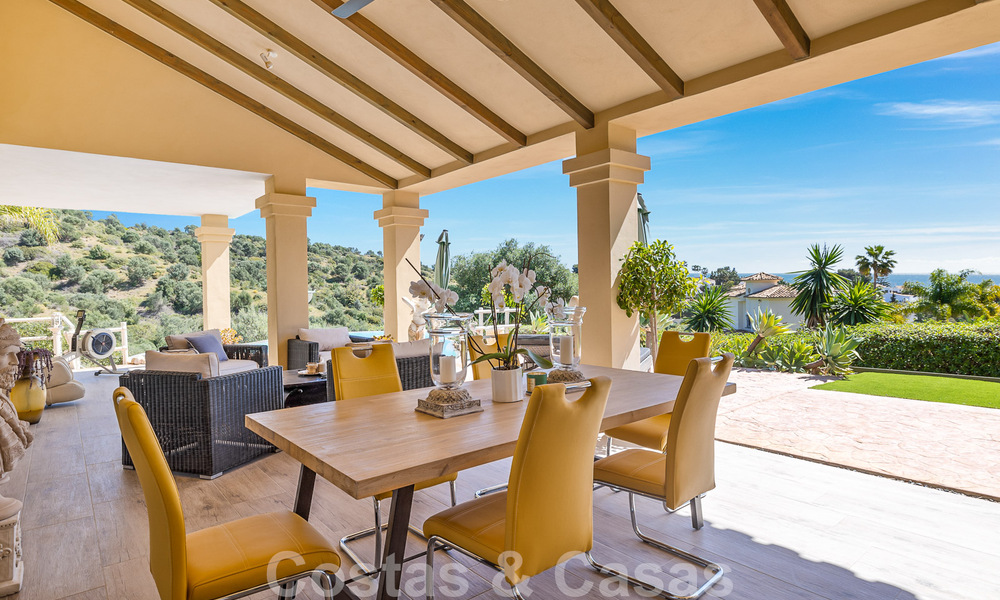 Tradicional villa de lujo en venta con impresionantes vistas en la frontera de Marbella y Mijas 51751