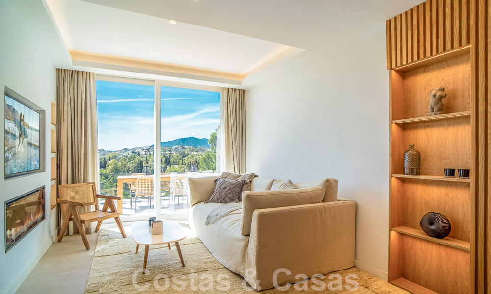 Ático totalmente reformado en venta en urbanización cerrada en La Quinta, Marbella - Benahavis 51652