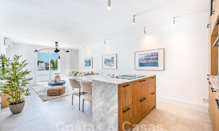 Ático reformado con gran solarium en venta, a poca distancia de los servicios e incluso Puerto Banús, Marbella 52848 