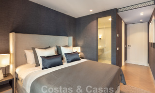 Lujoso apartamento reformado de 3 dormitorios en venta en Puente Romano en la Milla de Oro, Marbella 51765 