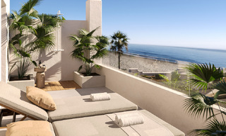 Exclusiva casa adosada reformada en venta a un paso de la playa con vistas al mar, al este de Marbella 52033 