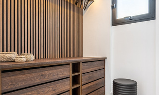 Ático con carácter en venta con relajantes vistas al campo de golf en La Quinta, Benahavis - Marbella 52043 