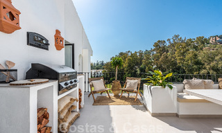 Ático con carácter en venta con relajantes vistas al campo de golf en La Quinta, Benahavis - Marbella 52049 